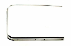 EMPI 98-1049-B : OUTER DOOR SCRAPER RIGHT 52-64 