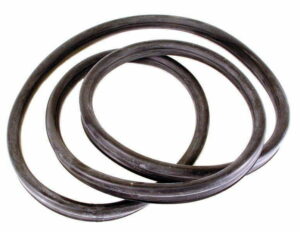 EMPI 98-4531-B : FRONT WINDOW SEAL WITH GROOVE 65-77/EA 