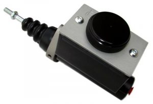 JAMAR P/N: JMC500011/16 : BILLET MASTER CYLINDER COMPLETE WITH EZ FILL LID LARGE RESERVOIR 11/16 BORE